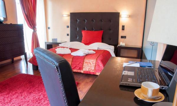 BUSINESS SUITE